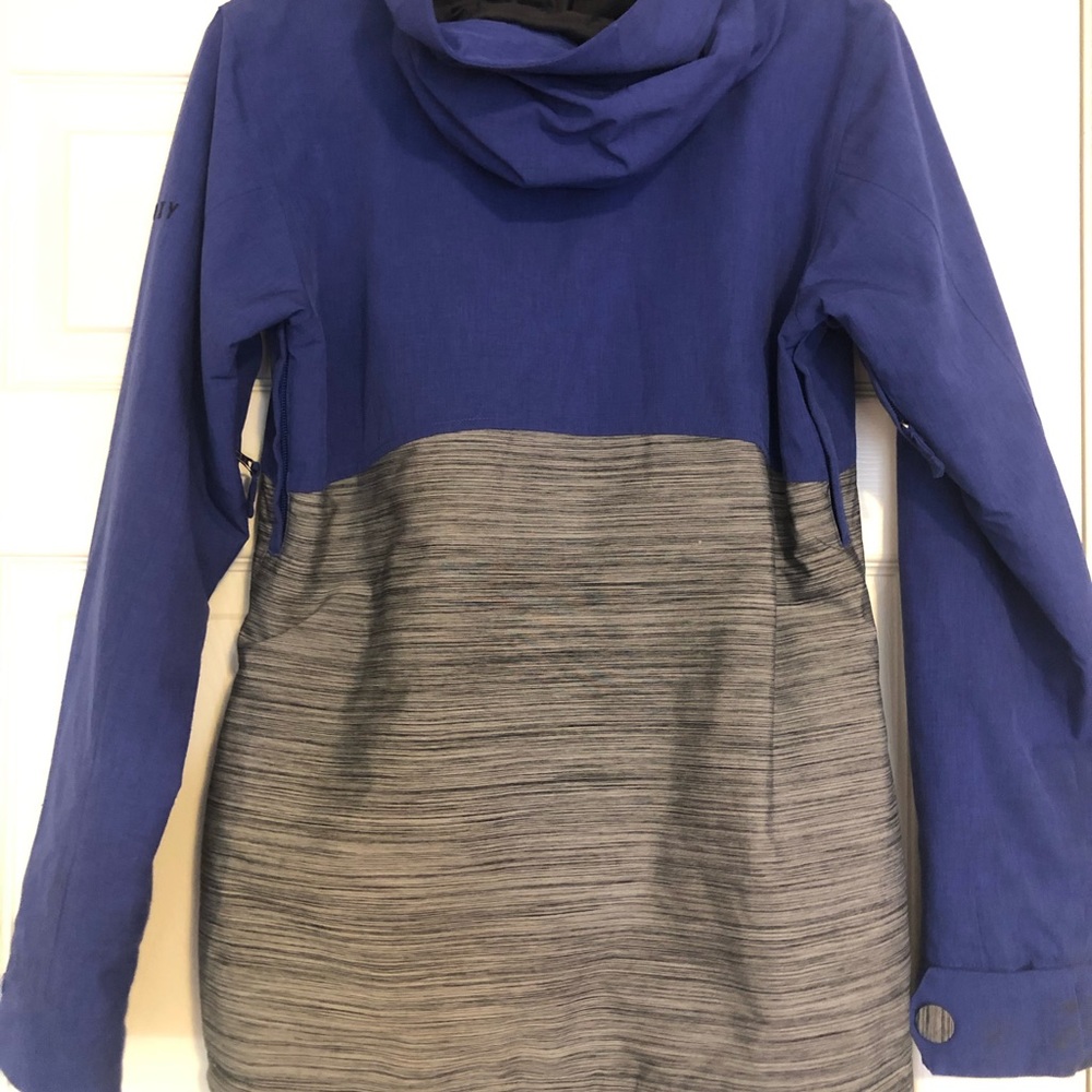 Women’s Winter Jacket, Roxy Size Small - image 2